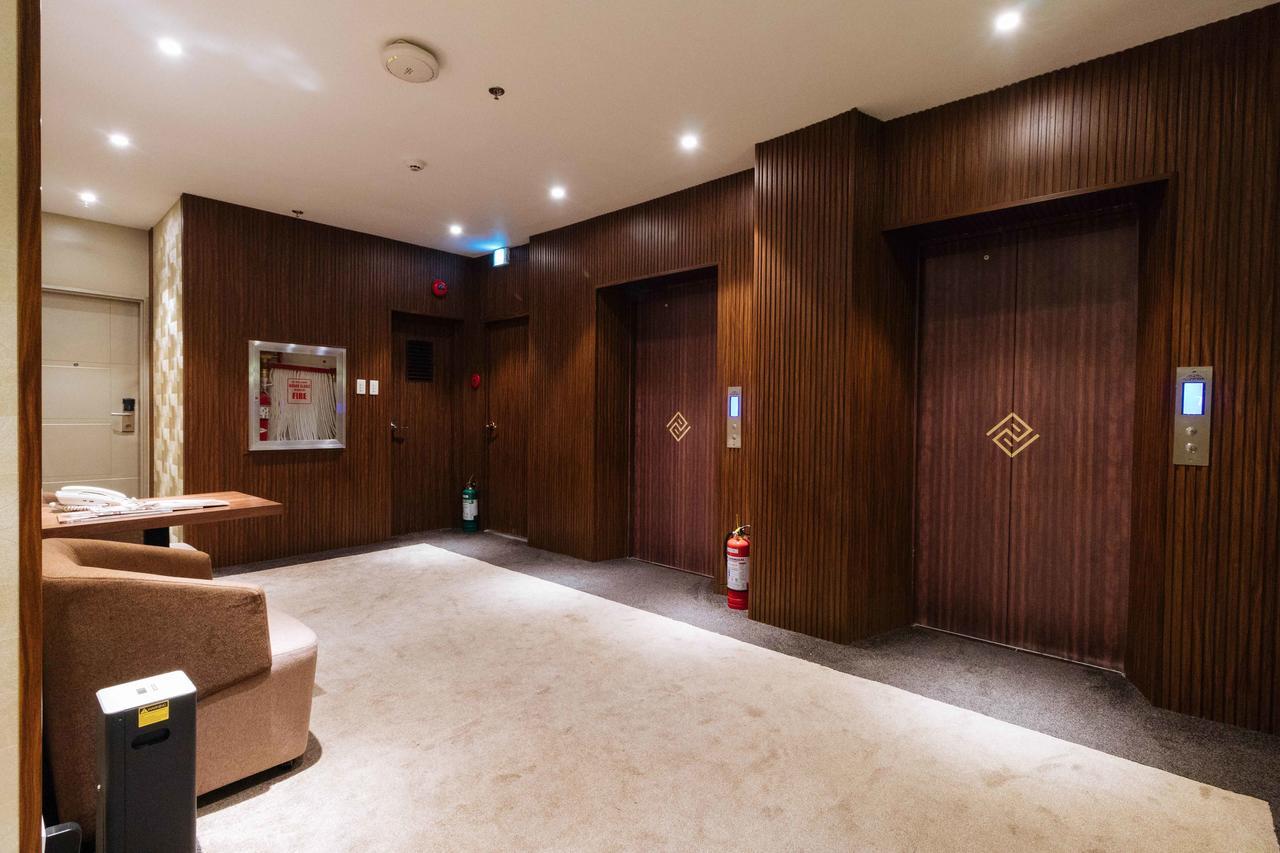 Reddoorz Premium @ South Triangle Кесон Сити Екстериор снимка